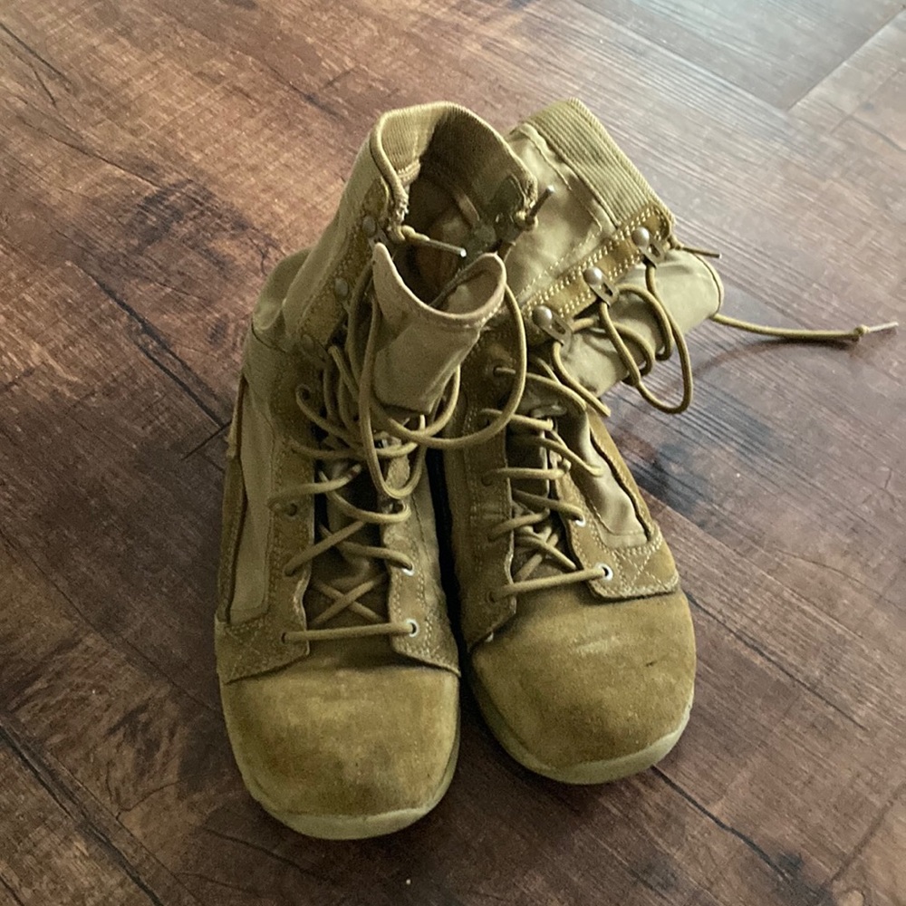 Danner Tachyon Coyote Brown Army Boot